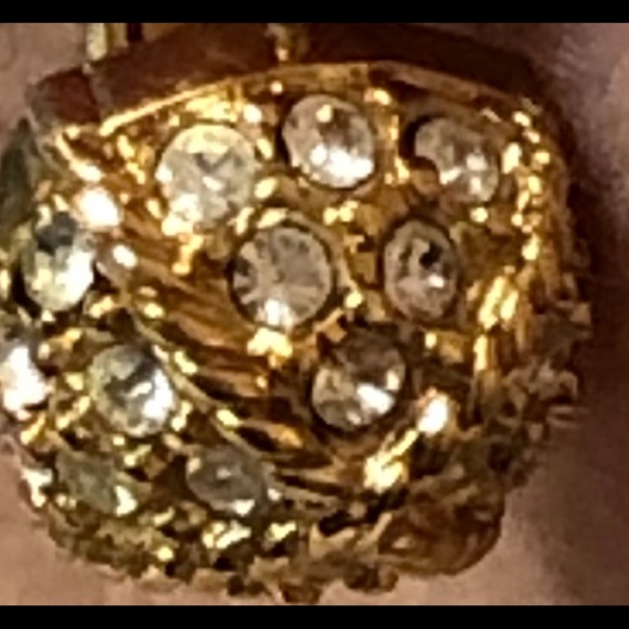 EUC  ❤️ Swarovski Goldtone&Sparkle Drop Earrings - Picture 8 of 9